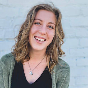 Meet your Posher, Alyssa